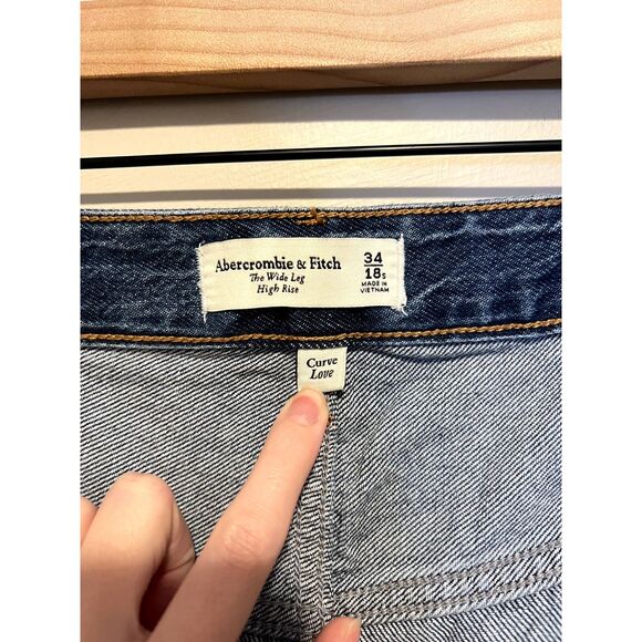 NWT Abercrombie & Fitch Curve Love High Rise Wide Leg Jean Dark Size 34 Short - Picture 6 of 13